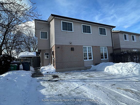 2nd image of 52 Grand Valley Dr