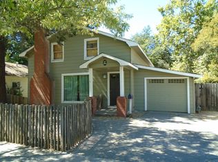 423 Fitch St, Healdsburg, CA 95448