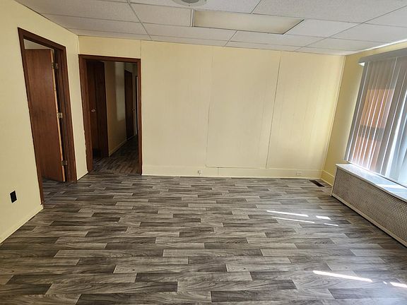 3rd image of 357 Englewood Ave #1