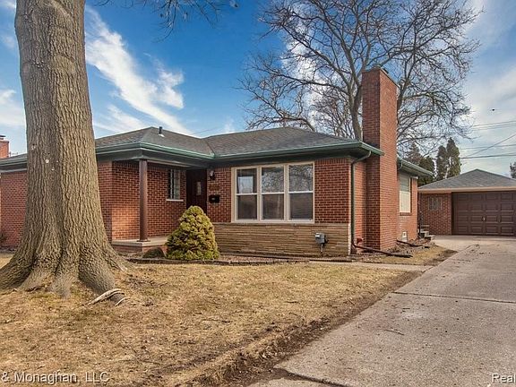 2nd image of 30508 Champine St