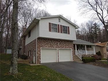 1st image of 4104 Briarwood Dr