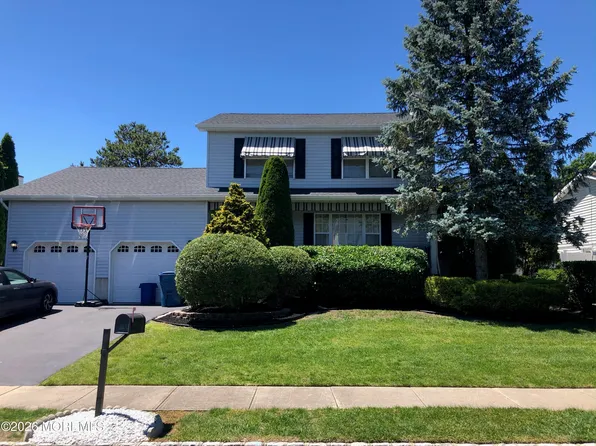 24 Netty Street, Howell, NJ 07731