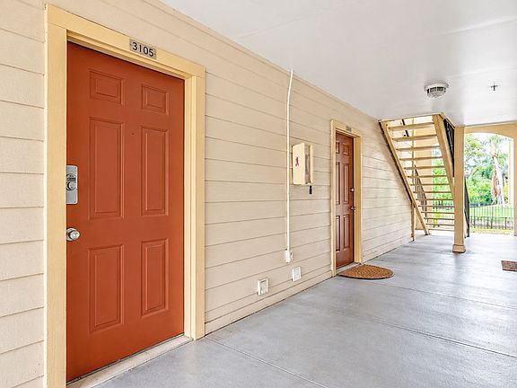 3rd image of 11901 4th St N APT 3105