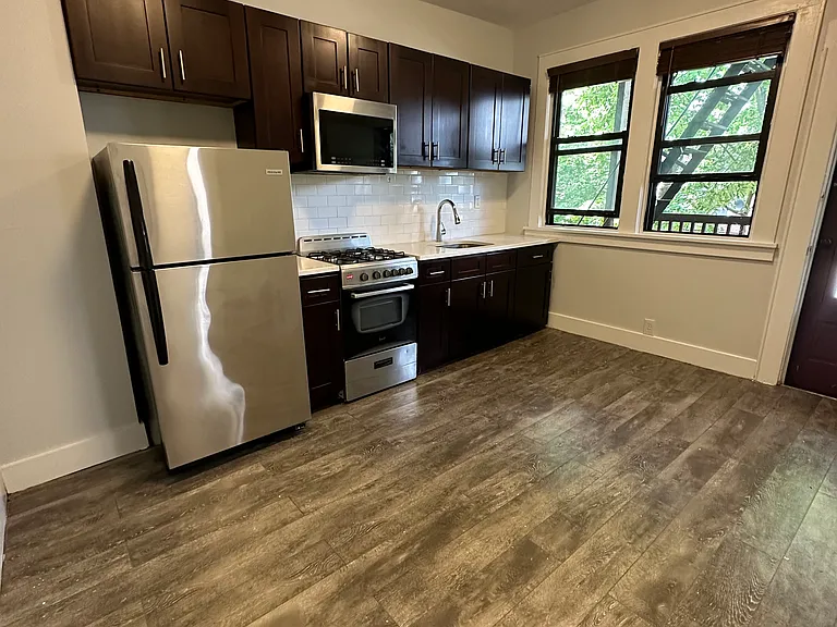 145 Park Ave #5A — Photo 3