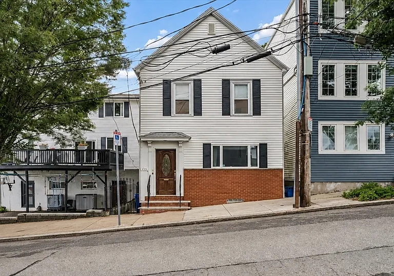 153 G St — Photo 1