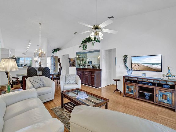 4th image of 1006 Mainsail Dr Unit 224