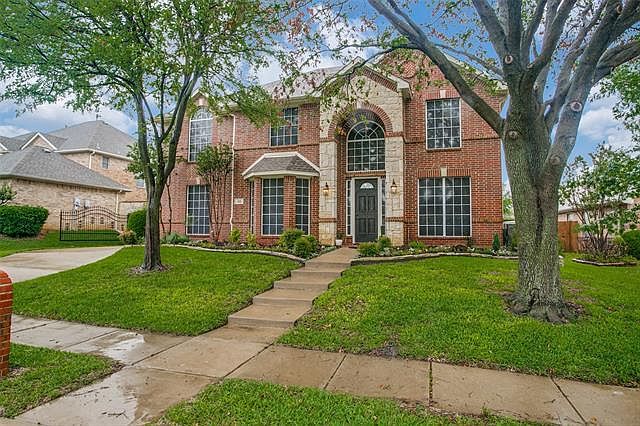 1st image of 311 Mineral Springs Dr
