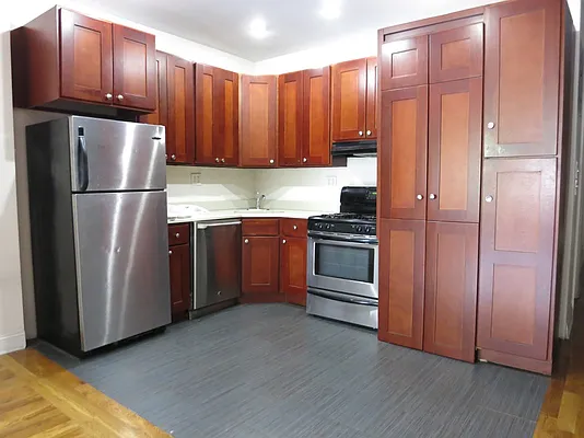 Rented by Bohemia Realty Group | media 10