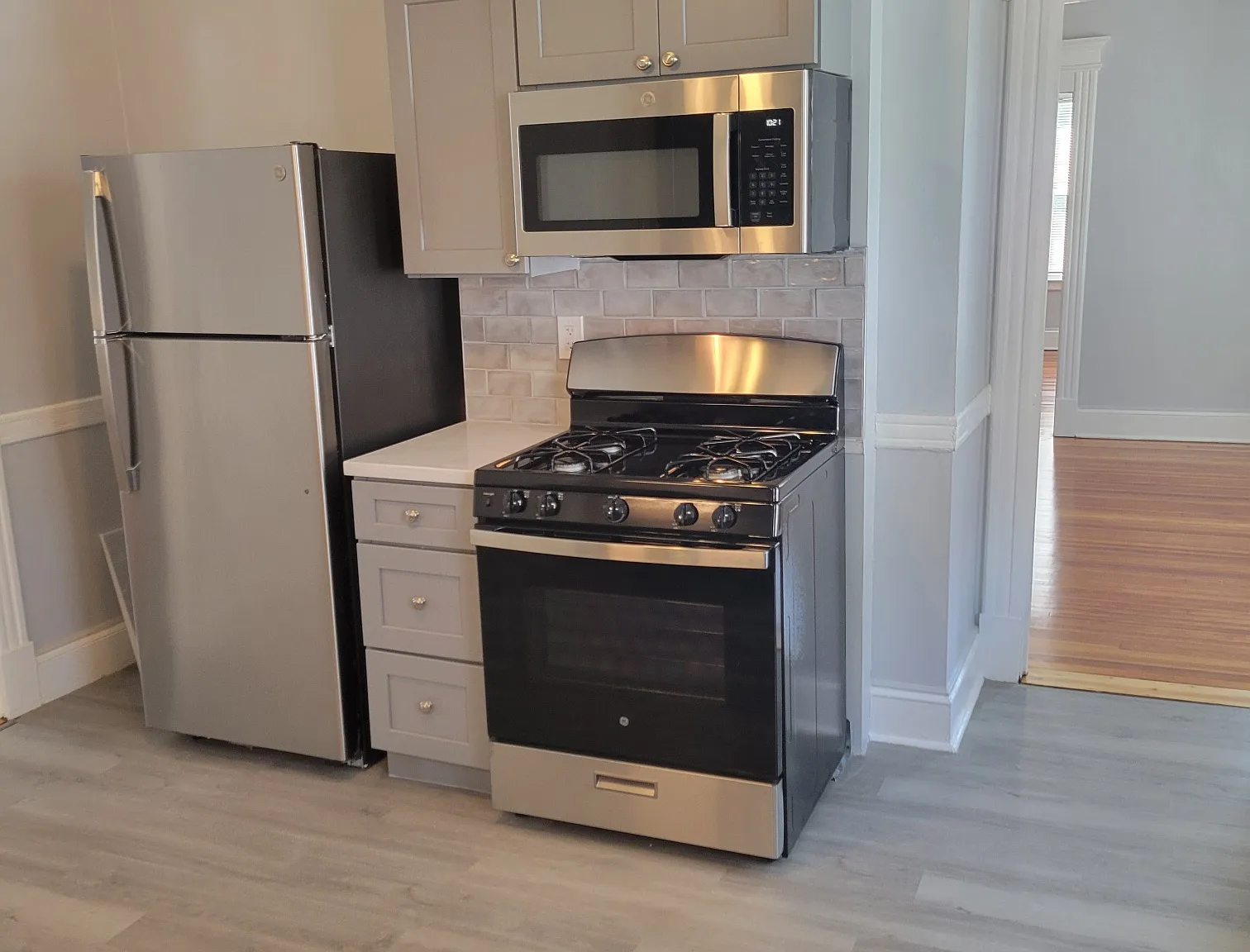 2 bed, 1100 sqft, $1,895 — Photo 3