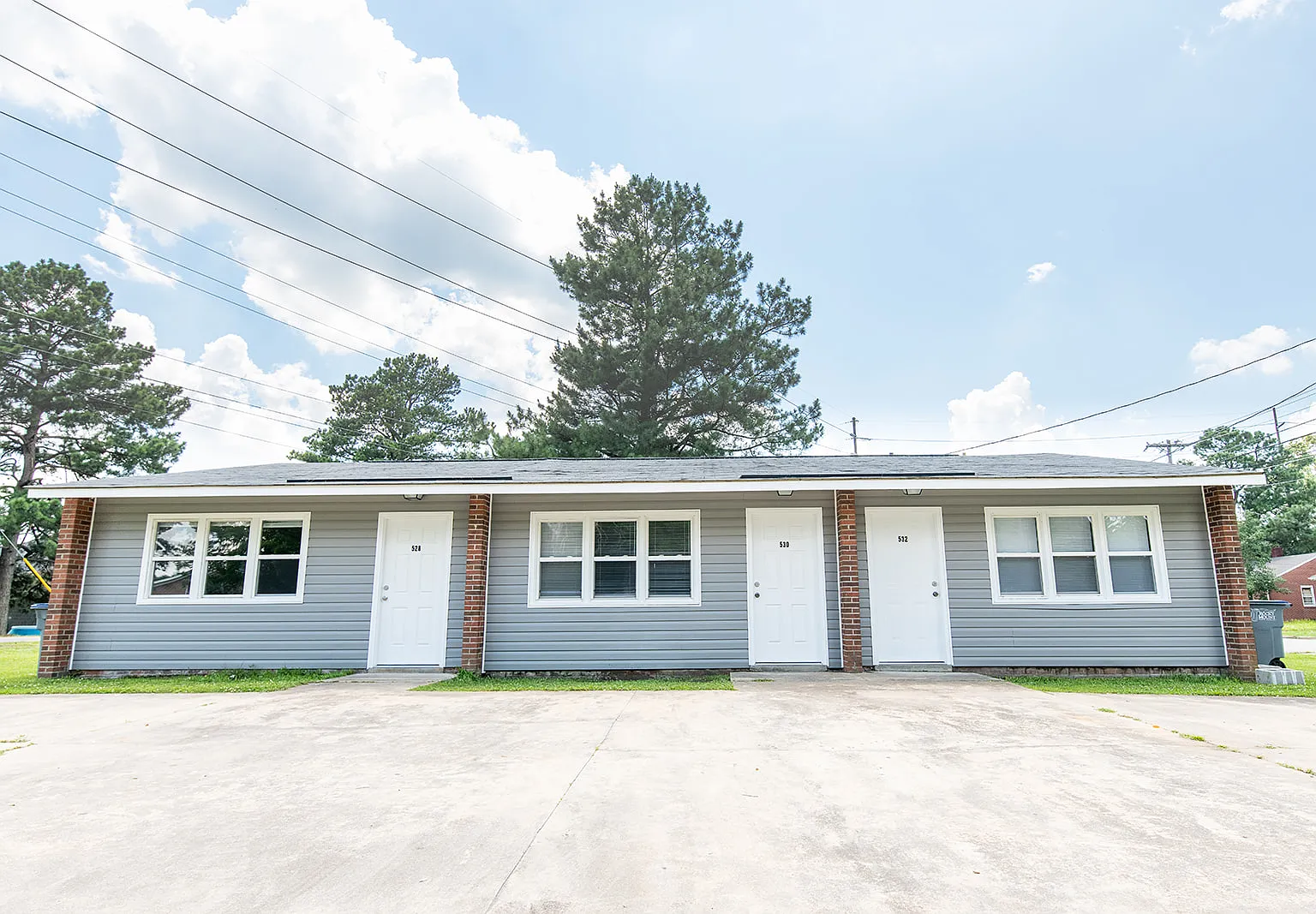 Suburb St / Scott St / Matthews St - 532 Matthews St — Photo 2