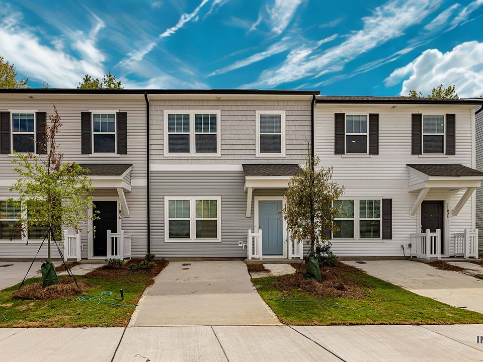 1st image of 11040 Woodland Creek Way