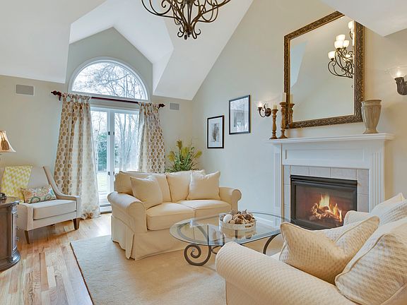 4th image of 7 Ginny Ln