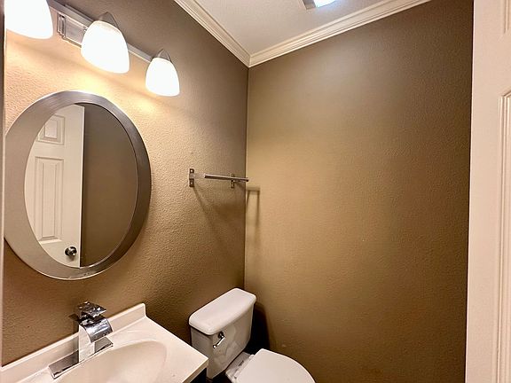 3rd image of 2101 Polaris Ave APT 4