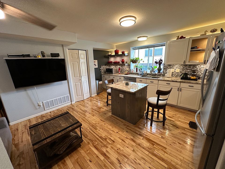 Mid-floor