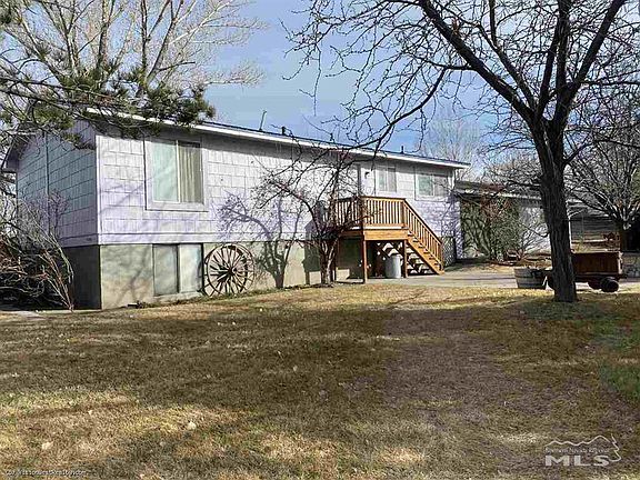 2nd image of 4030 Wallace Ct