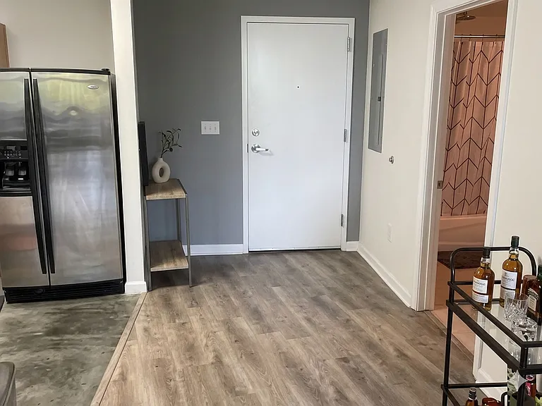 115 W Peachtree Pl NW #410 — Photo 3