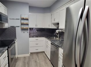 303 E Partridge Ave APT D, Independence, MO 64055