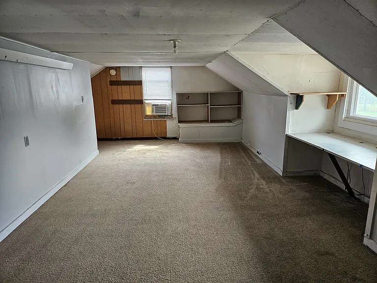 618 W Military Ave — Photo 23