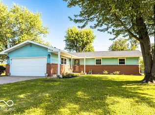 909 White Dr, New Castle, IN 47362