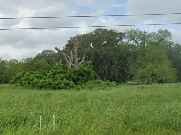 1150 Frontier Trl, Angleton, TX 77515