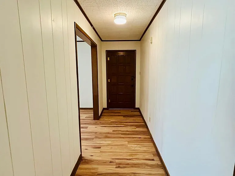 1040 N Highway 80 — Photo 19