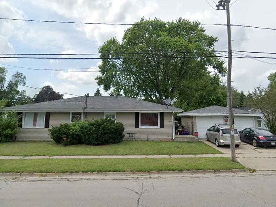 1207 N Irwin Ave #A