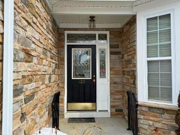 2nd image of 120 Crescent Way