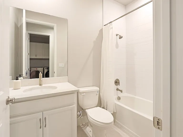 17982 Grand Prosperity Dr — Photo 40