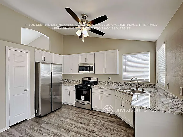 5725 Pebble Rock Dr — Photo 8