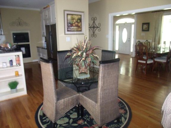 5th image of 106 Creekside Ct