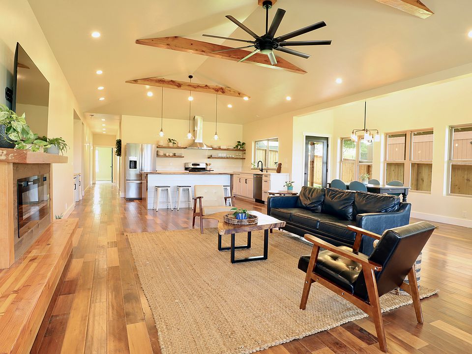 1st image of 54-3714 Lehuula Cir