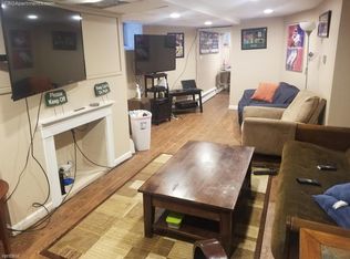 10 Moore St, Somerville, MA 02144