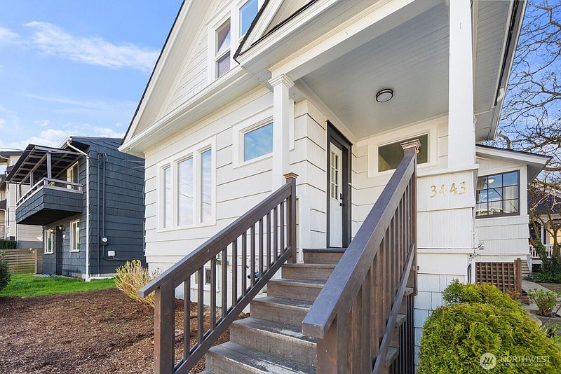 5th image of 3443 21st Avenue W