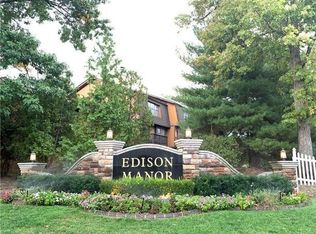 604 Merrywood Dr #604, Edison, NJ 08817
