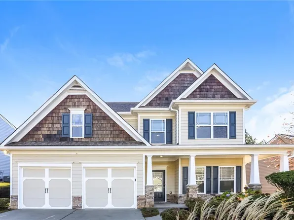 2110 Village Green Dr, Fairburn, GA 30213