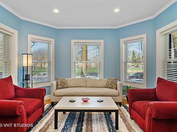 3rd image of 4619 N Lawndale Ave