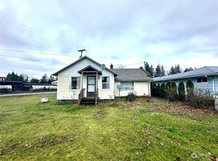 981 Bogachiel Way, Forks, WA 98331