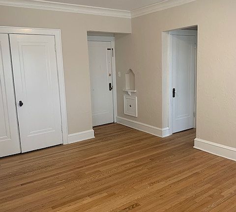 3rd image of 3919 N Morris Blvd #10461307