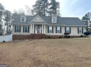 101 Cords Bridge Rd NE, Milledgeville, GA 31061