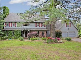 2810 N Miles View Rd, Fayetteville, AR 72701