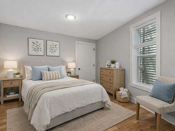 4th image of 751 Veto St NW Unit 2