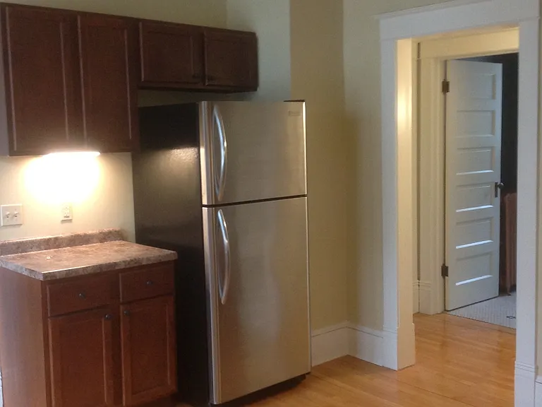 1309 Adams St NE — Photo 7