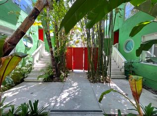 2429 N Beachwood Dr APT 4, Los Angeles, CA 90068