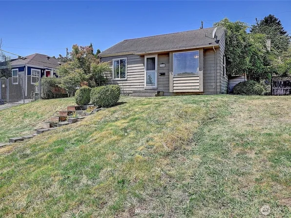 1624 Pine Street, Everett, WA 98201