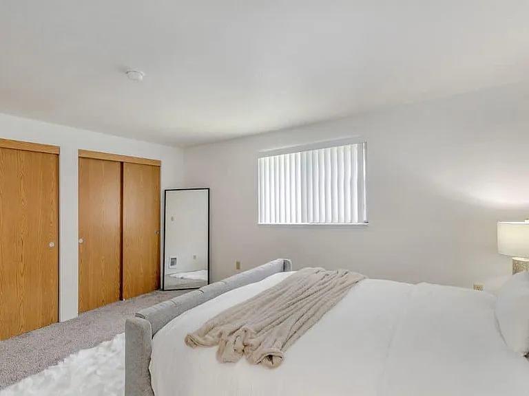 Alder Creek Apartments — Photo 13