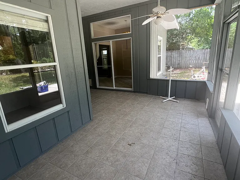 NW 68th Ln — Photo 27