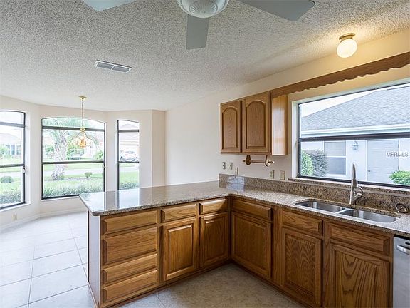 4th image of 1631 Carrera Dr