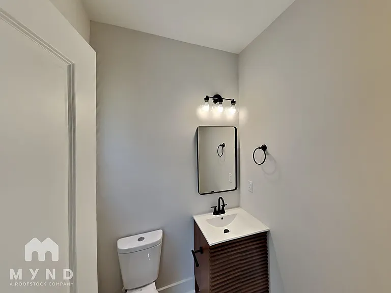 2765 Bradford St — Photo 16