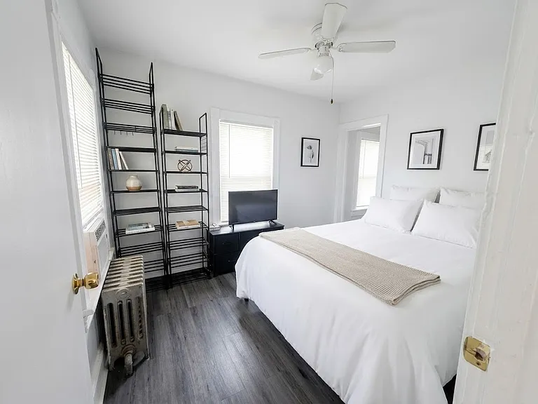 721 S Wellwood Ave #2 — Photo 3
