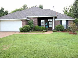 631 Post Oak Pl, Pearl, MS 39208